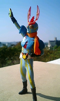 イナズマンのフィギュアがある画像
